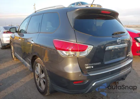 2014 Nissan Pathfinder Platinum z USA, uszkodzony, nr VIN 5N1AR2MM2EC713339
